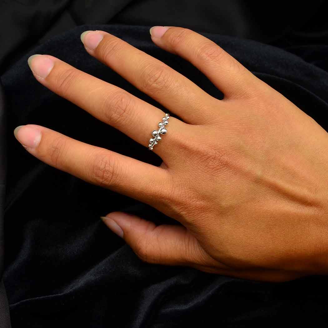 Sterling Silver Dewdrop Ring: 9