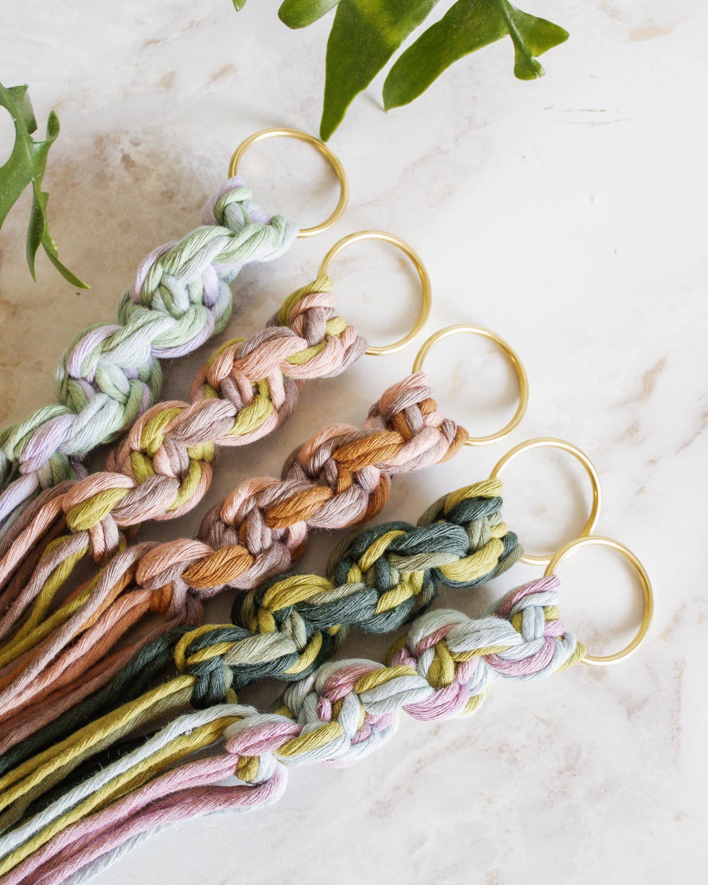 Chunky Twist Plant Hanger - Multicolor: Copper