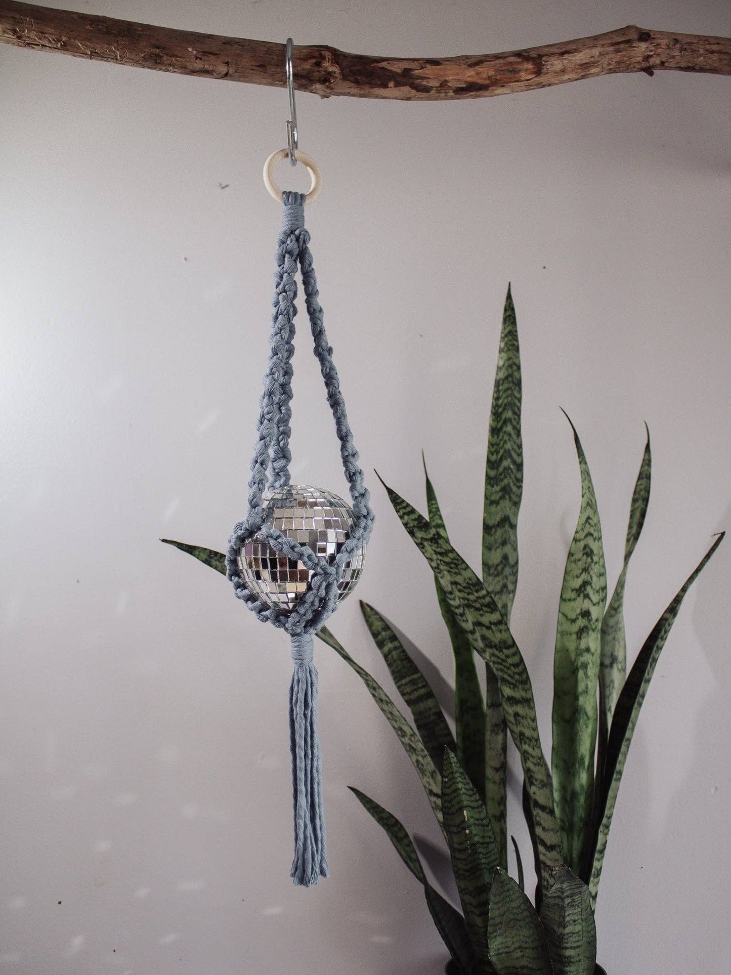 Disco Ball Macrame Hanger: Black