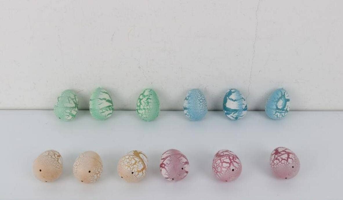 Magic Hatching Growing Dinosaur Eggs