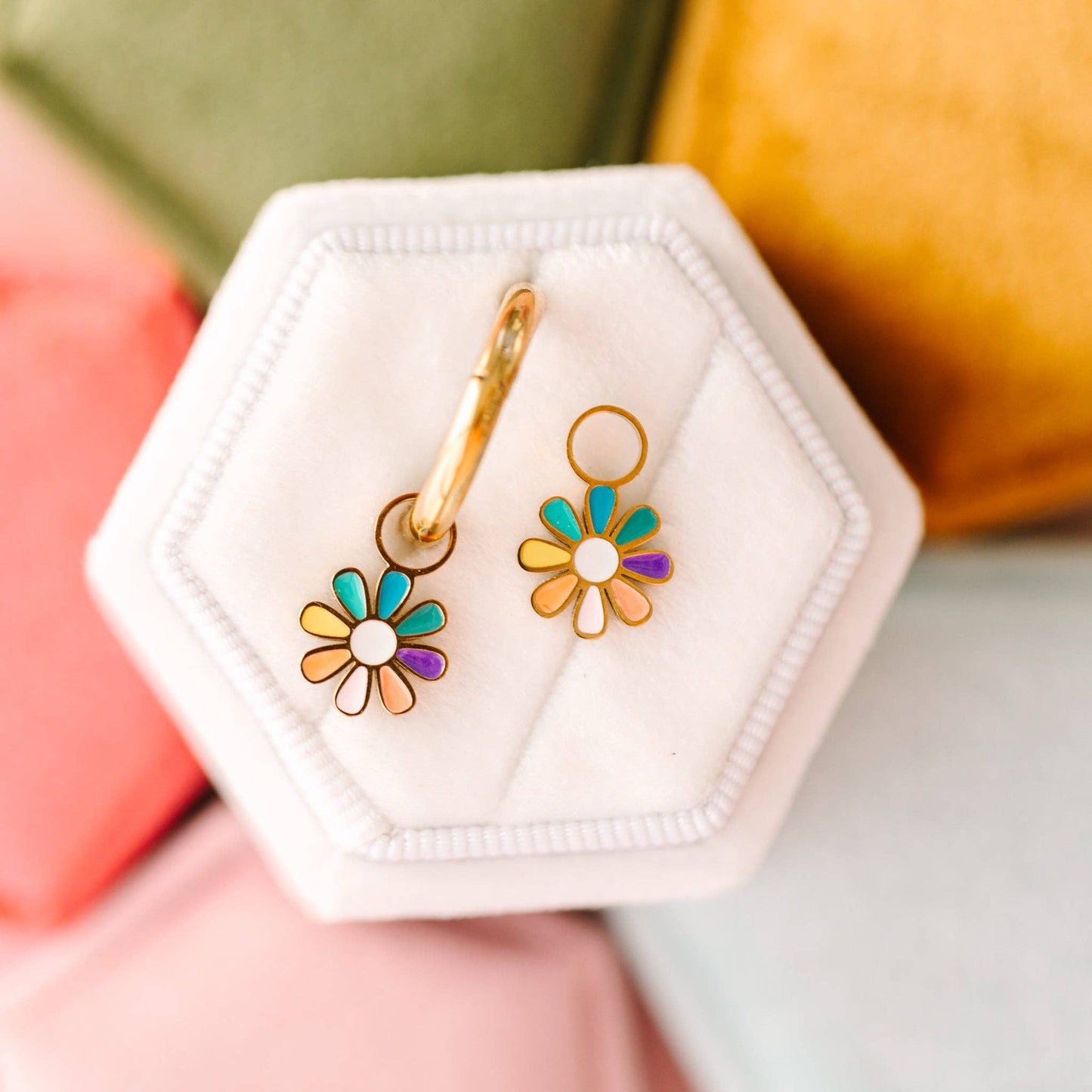 Rainbow Daisy Charms
